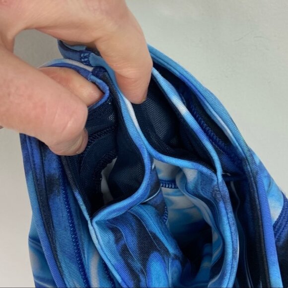 Lululemon Speed Up Crop Tidal Blue Print Run Tights Size 6 Luxtreme Running Pant - Picture 8 of 12